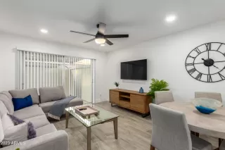 Photo #2: 6562985 Listing 