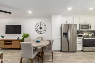 Photo #4: 6562985 Listing 