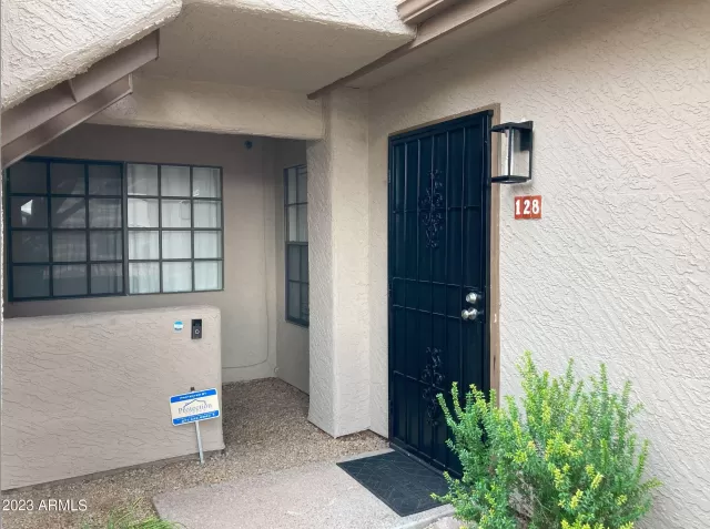 MLS: 6563157 Condo For Sale