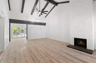 Photo #1: 6563232 Listing