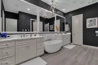 Photo #4: 6563763 Listing