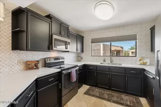 Photo #2: 6563844 Listing