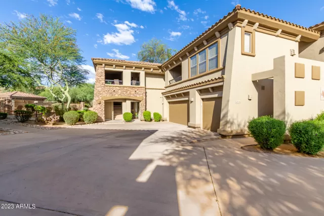 MLS: 6563852 Condo For Sale