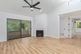 Photo #3: 6563922 Listing