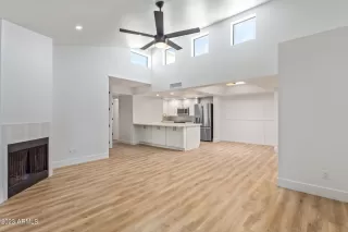 Photo #4: 6563922 Listing