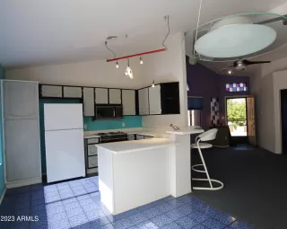 Photo #6: 6564061 Listing