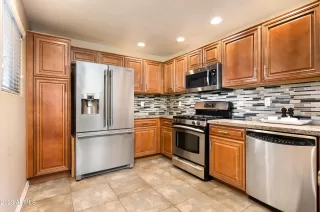 Photo #1: 6564244 Listing