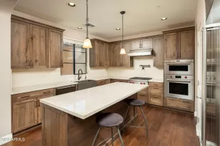 Photo #4: 6564479 Listing 