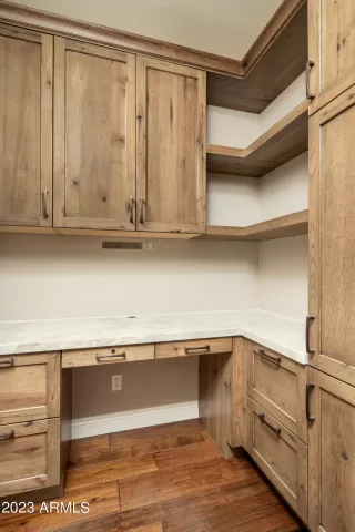 Photo #5: 6564479 Listing 