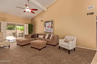 Photo #6: 6564690 Listing