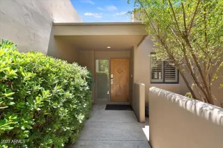 Photo #1: 6564925 Listing
