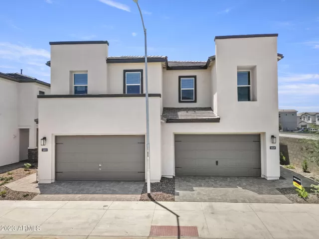 MLS: 6564934 Condo For Sale