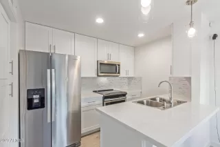 Photo #3: 6564944 Listing 