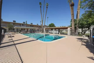 Photo #2: 6564977 Listing 