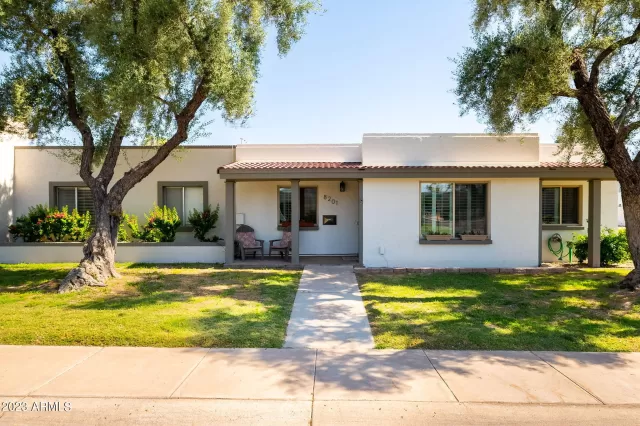 MLS: 6565004 Condo For Sale