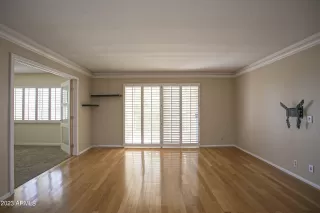 Photo #2: 6565163 Listing 