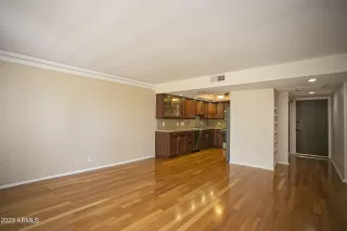 Photo #3: 6565163 Listing 