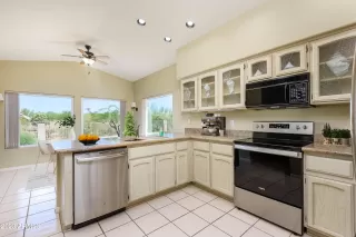 Photo #2: 6565174 Listing