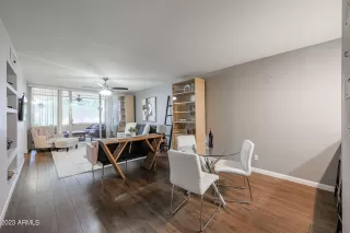 Photo #2: 6565383 Listing