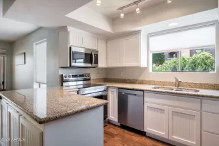 Photo #5: 6565583 Listing 