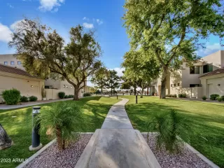 Photo #1: 6565766 Listing 