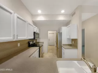 Photo #6: 6565766 Listing 