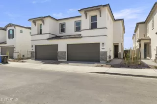 Photo #2: 6565910 Listing