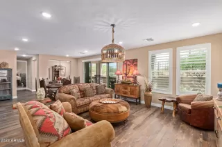 Photo #1: 6567238 Listing