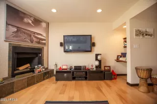 Photo #3: 6567564 Listing