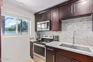 Photo #1: 6567648 Listing