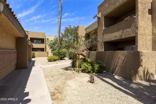 Photo #5: 6567774 Listing