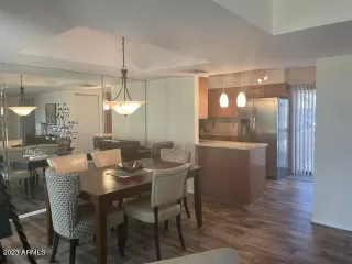 Photo #5: 6567839 Listing