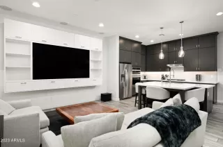 Photo #5: 6567845 Listing 