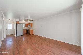 Photo #4: 6567856 Listing