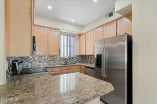 Photo #5: 6568208 Listing