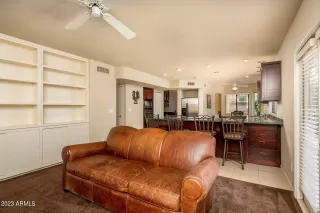 Photo #4: 6568231 Listing