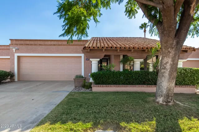 MLS: 6568263 Condo For Sale