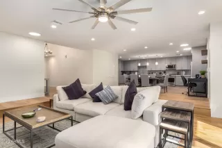 Photo #4: 6568263 Listing
