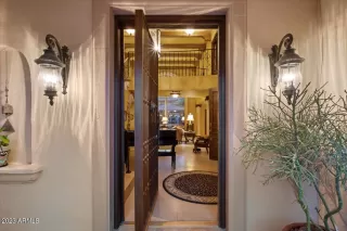 Photo #4: 6568408 Listing