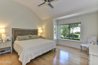 Photo #6: 6568450 Listing