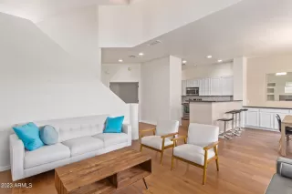 Photo #2: 6568756 Listing 