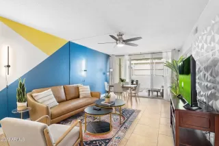 Photo #3: 6568999 Listing