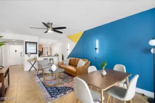 Photo #4: 6568999 Listing