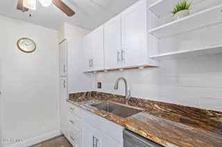 Photo #5: 6569190 Listing 