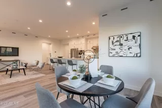 Photo #1: 6569202 Listing 