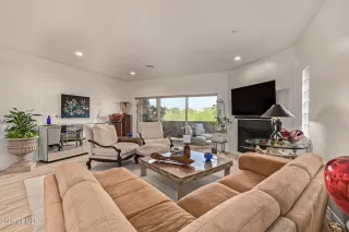 Photo #3: 6569385 Listing