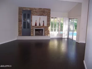 Photo #2: 6569539 Listing