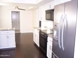 Photo #4: 6569539 Listing