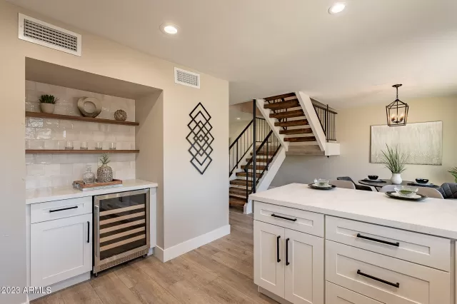 MLS: 6569670 Condo For Sale
