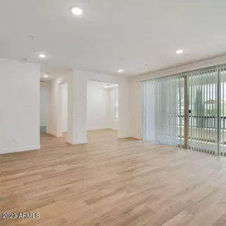 Photo #5: 6569722 Listing